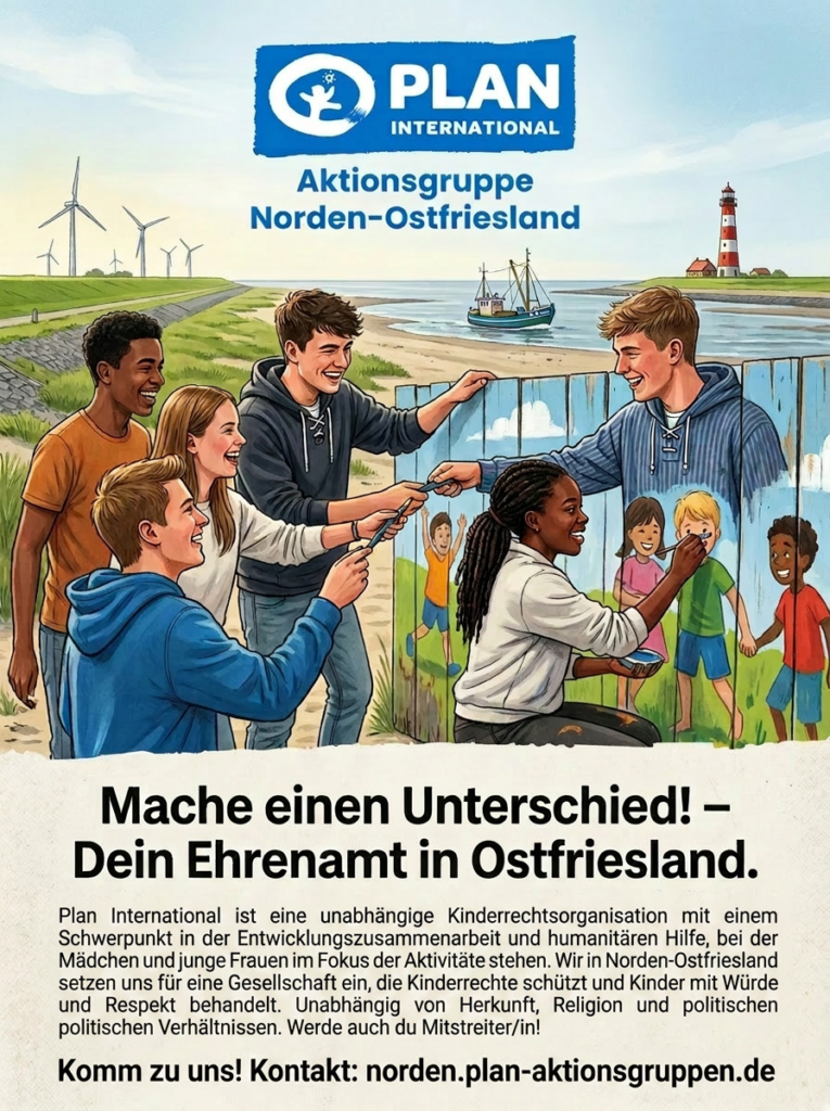 Eine bunte Gruppe junger Menschen sitzt und steht beieinander, lächelt und klatscht sich ab, im Hintergrund sind ein Leuchtturm und ein blauer Himmel zu sehen. Der Text wirbt für ehrenamtliches Engagement bei Plan International in Norden-Ostfriesland.